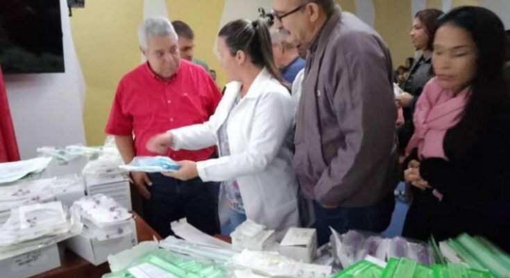 Sindicalistas franceses envían donativo a tres hospitales pediátricos de La Habana