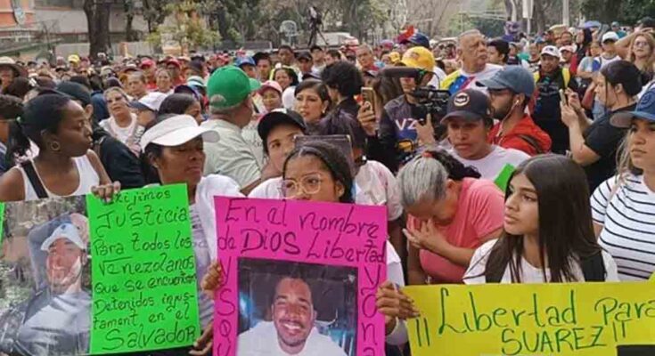 Venezolanos salen a las calles en apoyo a migrantes secuestrados (+Foto)