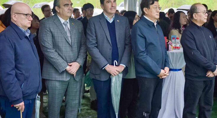 Diplomáticos de América Latina por multilateralismo y nexos con China (+Fotos)