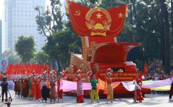 Vietnam conmemora por todo lo alto aniversario de reunificación