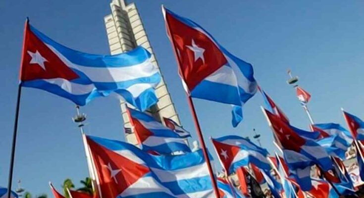Cuba va a las Plazas en respaldo al socialismo y la Revolución