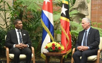 Recibe Díaz-Canel al primer ministro de San Cristóbal y Nieves Terrance Drew