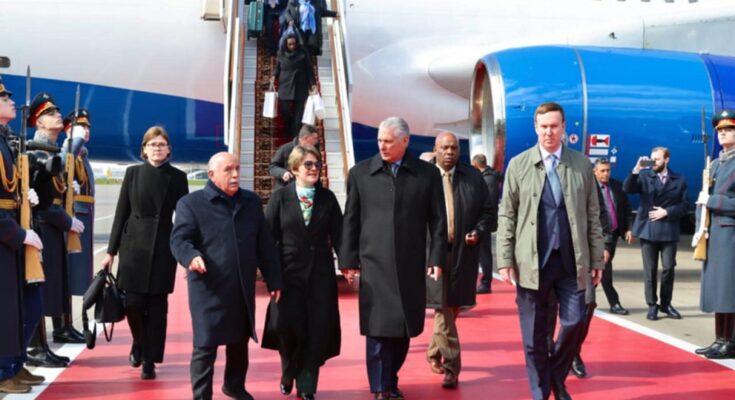 Llega a Moscú presidente de Cuba (+Fotos)