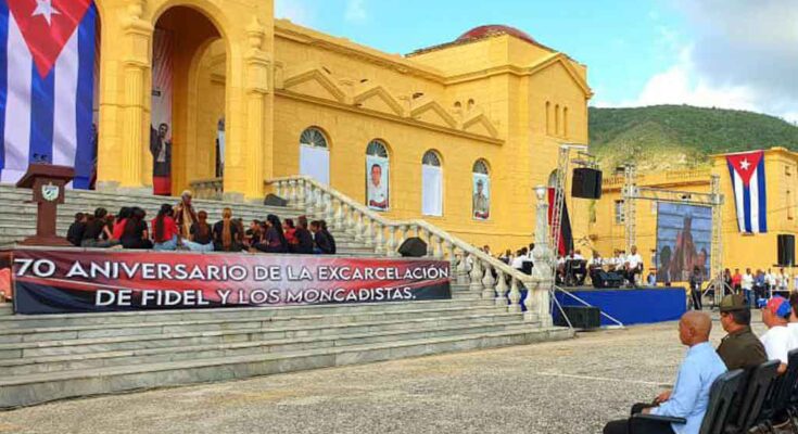 Cuba conmemora aniversario 70 de excarcelación de Fidel Castro