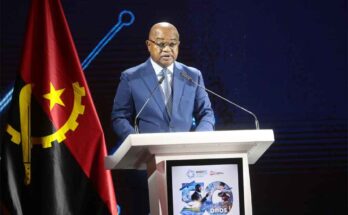 Angola con 74 por ciento de subscriptores de telefonía móvil