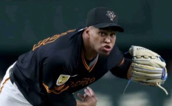 Lanzador cubano Raidel Martínez sigue imbatible en Japón