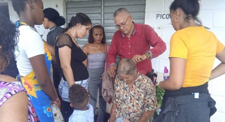 Proyecto Internacional de Peluquería de Estilo, interactúa con la población floridana