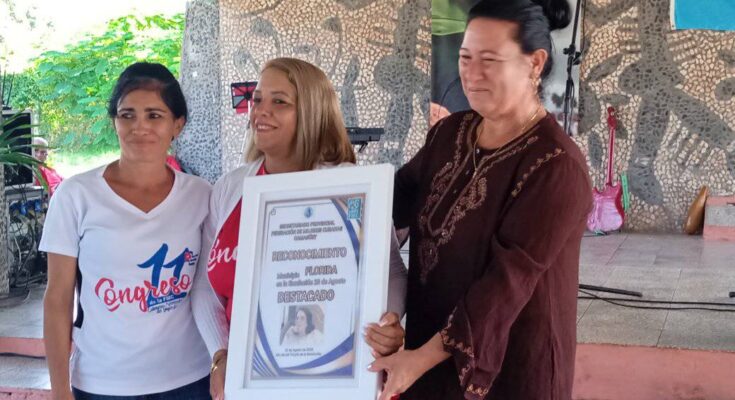 Organización femenina de Florida alcanzó la condición de Vanguardia Nacional