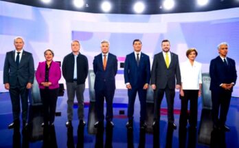 Diferencias y emplazamientos en primer debate de candidatos chilenos
