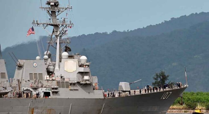 Destructor de EEUU en Trinidad y Tobago, más tensión con Venezuela