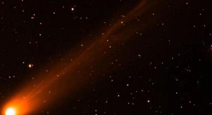 Dos brillantes cometas pasarán cerca de la Tierra este mes: ¿cuándo, dónde y cómo verlos?