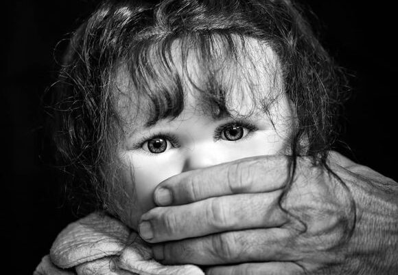 Abuso sexual infantil: Cuando la ficción revela el horror silenciado (+ Fotos)