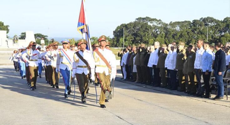 Rinden honores al Titán de Bronce y su ayudante en el Cacahual