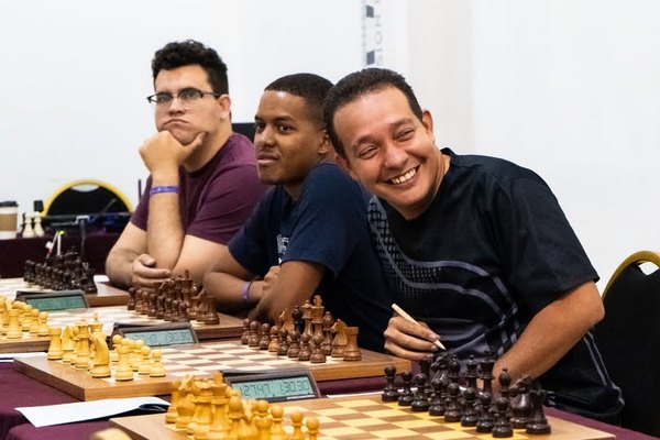 Panorama diferente en última ronda del Carlos Torre de ajedrez