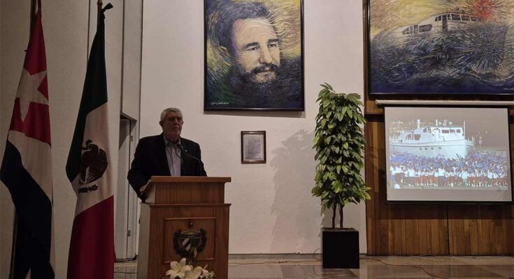 Cubanos y mexicanos rinden homenaje a Fidel Castro (+Foto)