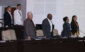 Sesiona parlamento de Cuba con análisis de temas medulares