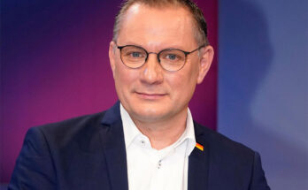 Líder alemán urge diálogo con Rusia para paz en Ucrania