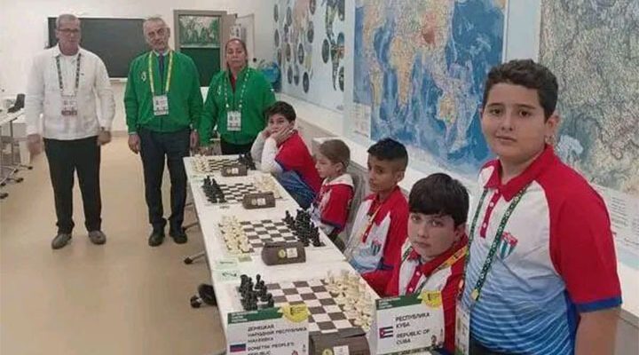 Cubanos ascienden en Copa Intelecto de Ajedrez