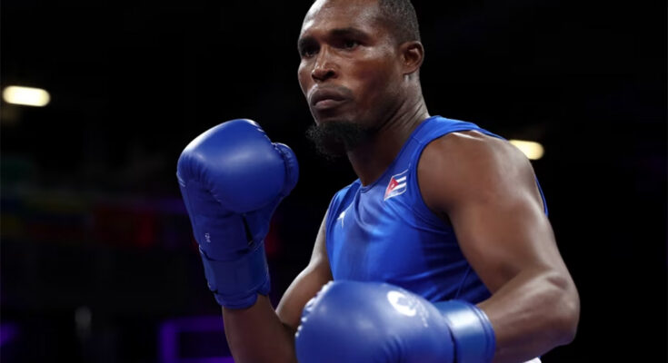 Cubanos Álvarez y Julio César La Cruz suben al ring en Dominicana