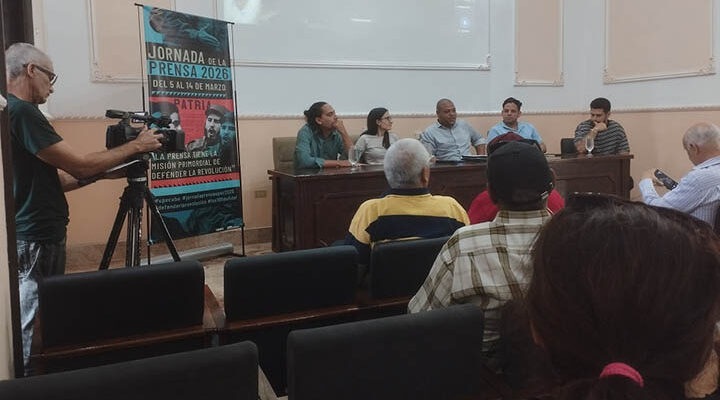 Jóvenes periodistas debaten sobre ética y desafíos digitales