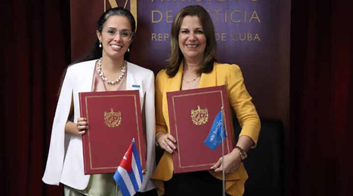 Firman proyecto de cooperación para la protección de la infancia