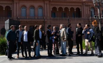Milei denunciado en tribunales por cerrar Casa Rosada a periodistas