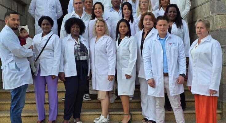 Reconocieron a médicos de Cuba en departamento San Marcos, Guatemala