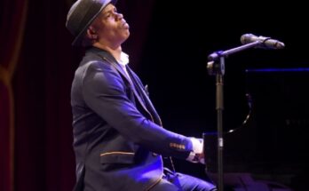 Roberto Fonseca al piano en Cuba con La nuit. Jazz à La Havane