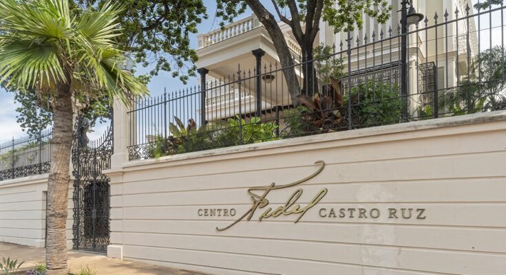 Centro Fidel Castro Ruz conmemora los 65 años de la victoria de Girón con un taller de reflexión histórica