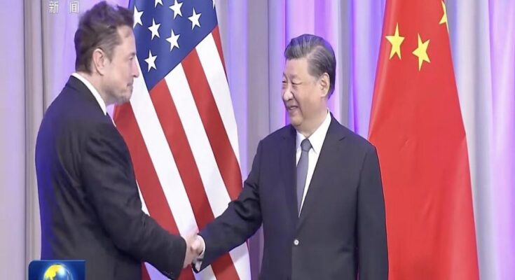 Xi Jinping se reúne con altos ejecutivos que acompañan a Trump