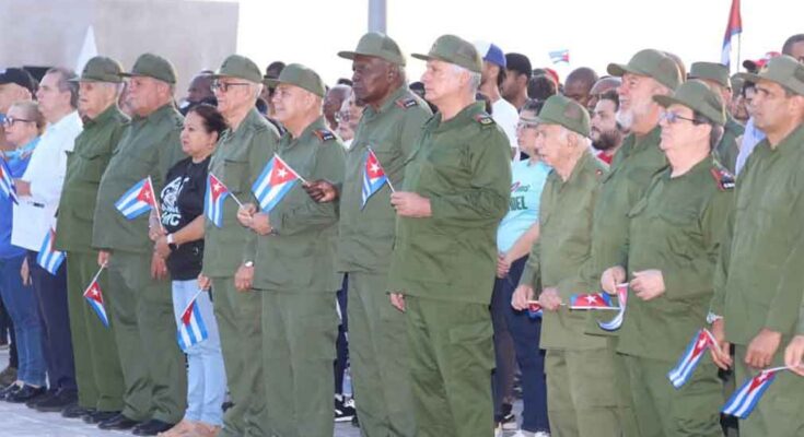 Díaz-Canel encabeza movilización en defensa de líder de la Revolución