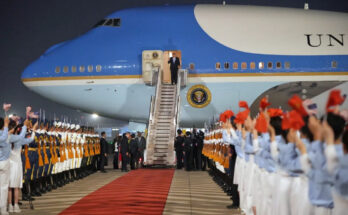 Donald Trump llegó a China, todo listo para su reunión con Xi Jinping