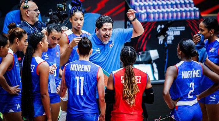 Hacia Puerto Rico hoy voleibolistas para Torneo de Norceca Final Four (f)