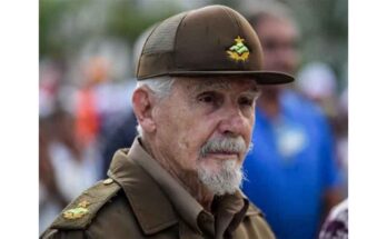 Pueblo cubano rinde homenaje a Comandante de la Revolución