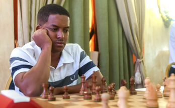Cubano Ariel Gallestey sorprende y se convierte en líder solitario del Torneo Capablanca tras la tercera ronda