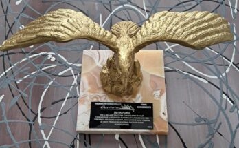 Artista cubana Lizt Alfonso recibió premio internacional en México