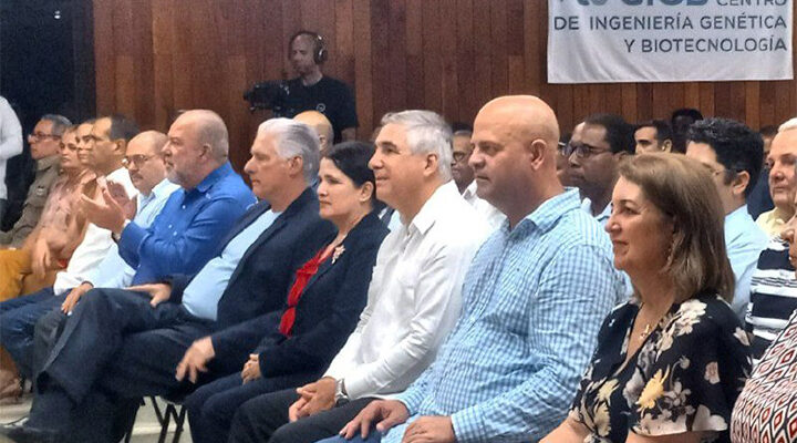 Presente Díaz-Canel en acto por aniversario 40 del CIGB