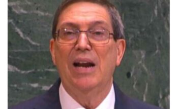 EEUU limita vínculos de su sector privado con sus pares de Cuba