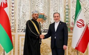 Araghchi llega a Mascate para abordar gestión del estrecho de Ormuz