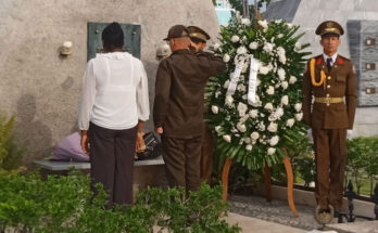 Rinden homenaje a Fidel en Santa Ifigenia a 100 años de su natalicio
