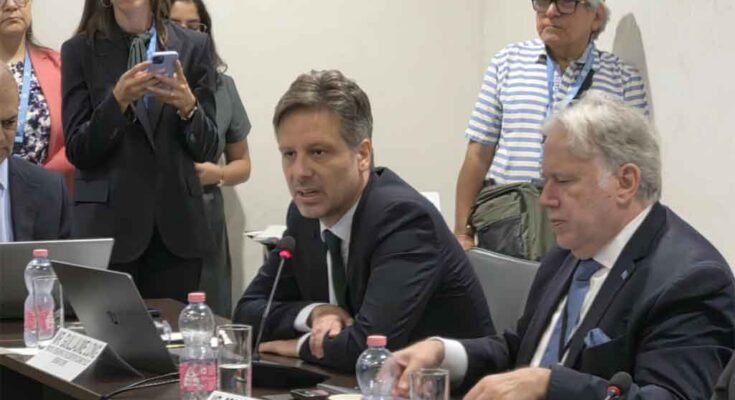 Desde París denuncia contra EEUU por daños a salud de niños cubanos